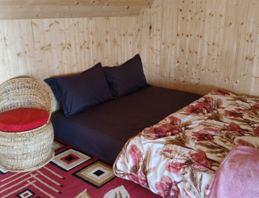 Cozy Nest Heads 7 + 4