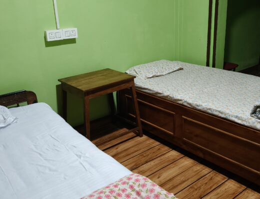 DowHill Road Sleeps 2